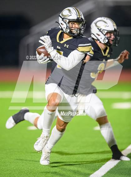 Thumbnail 1 in Peaster vs Clyde (UIL 3A-1 Region 1 Bi-District Championship) photogallery.