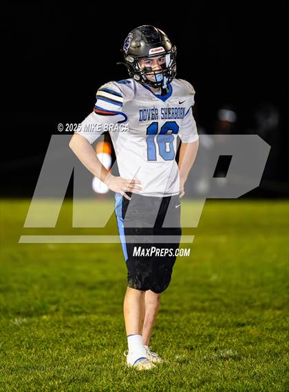 Thumbnail 2 in Dover-Sherborn @ Millis photogallery.