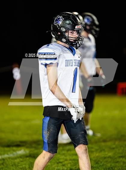 Thumbnail 2 in Dover-Sherborn @ Millis photogallery.