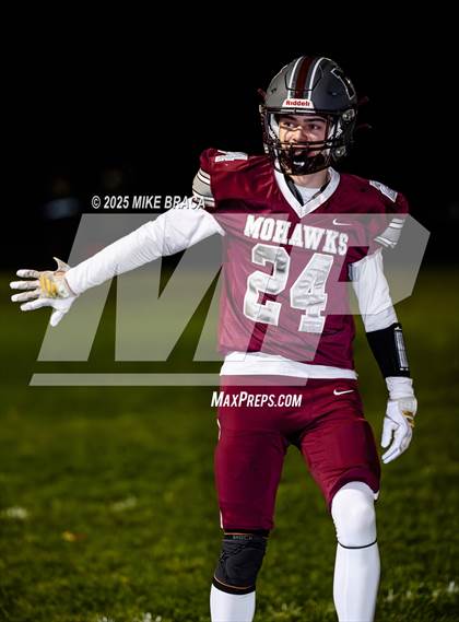 Thumbnail 2 in Dover-Sherborn @ Millis photogallery.