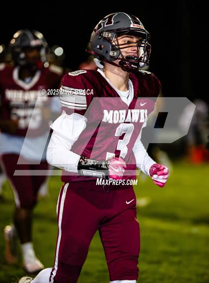 Thumbnail 2 in Dover-Sherborn @ Millis photogallery.