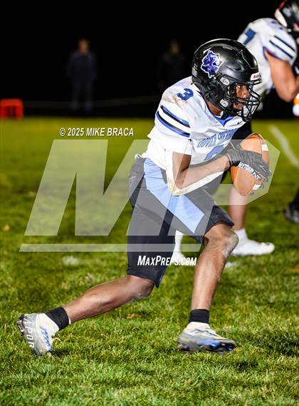 Thumbnail 1 in Dover-Sherborn @ Millis photogallery.