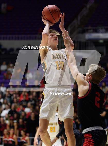Thumbnail 3 in American Fork vs. Davis (UHSAA 6A Semifinal) photogallery.