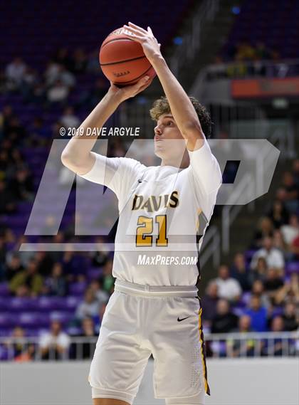 Thumbnail 1 in American Fork vs. Davis (UHSAA 6A Semifinal) photogallery.