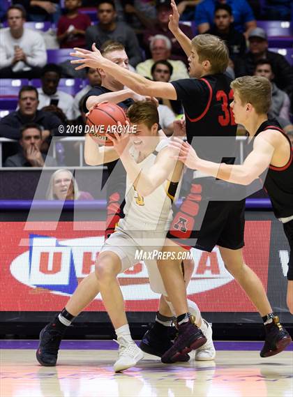 Thumbnail 1 in American Fork vs. Davis (UHSAA 6A Semifinal) photogallery.