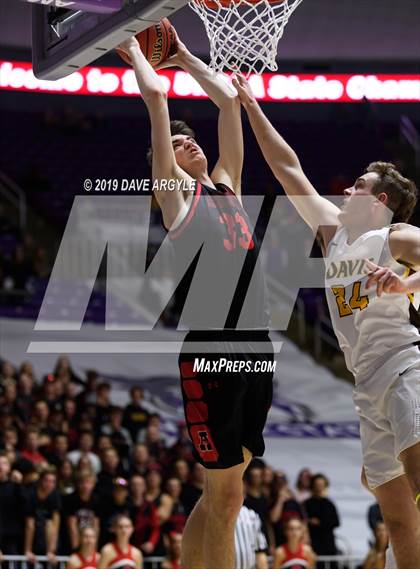 Thumbnail 3 in American Fork vs. Davis (UHSAA 6A Semifinal) photogallery.