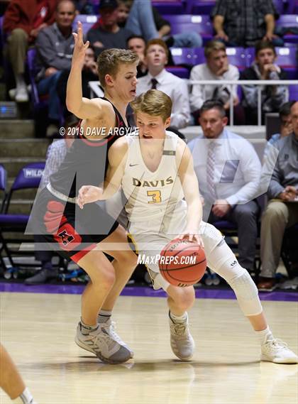 Thumbnail 3 in American Fork vs. Davis (UHSAA 6A Semifinal) photogallery.