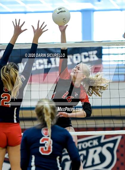 Thumbnail 2 in Chandler Prep vs Scottsdale Christian Academy (AIA 2A Final) photogallery.