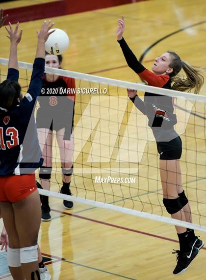 Thumbnail 1 in Chandler Prep vs Scottsdale Christian Academy (AIA 2A Final) photogallery.