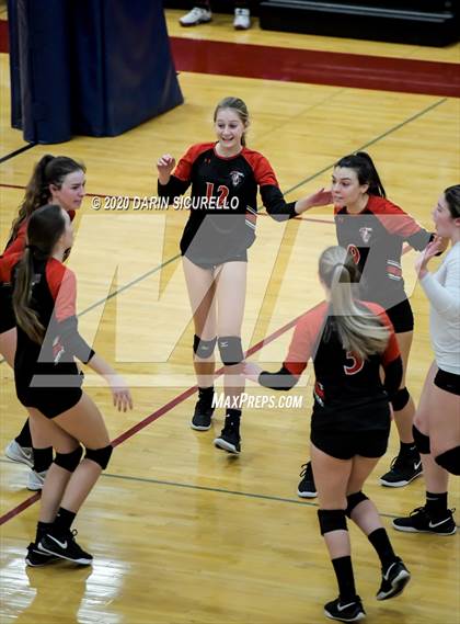 Thumbnail 1 in Chandler Prep vs Scottsdale Christian Academy (AIA 2A Final) photogallery.