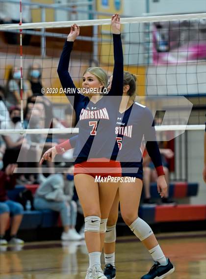 Thumbnail 1 in Chandler Prep vs Scottsdale Christian Academy (AIA 2A Final) photogallery.