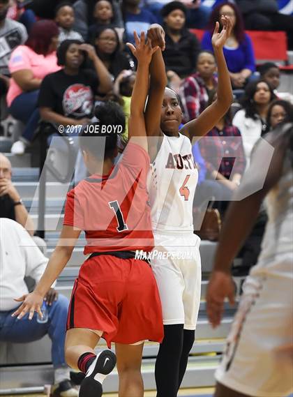 Thumbnail 3 in Decatur @ Austin photogallery.