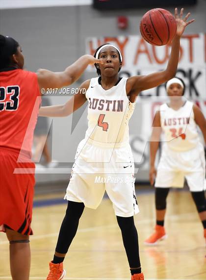 Thumbnail 3 in Decatur @ Austin photogallery.