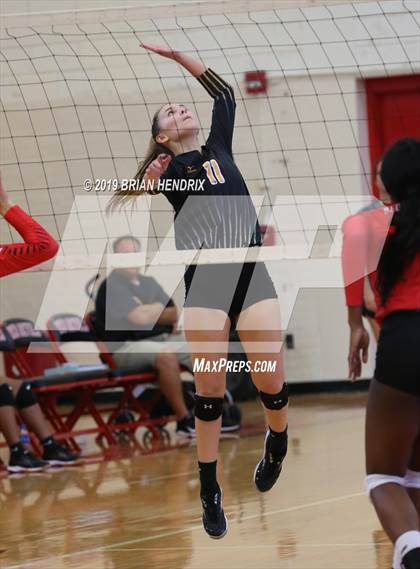 Thumbnail 2 in Lincolnton @ Newton-Conover photogallery.