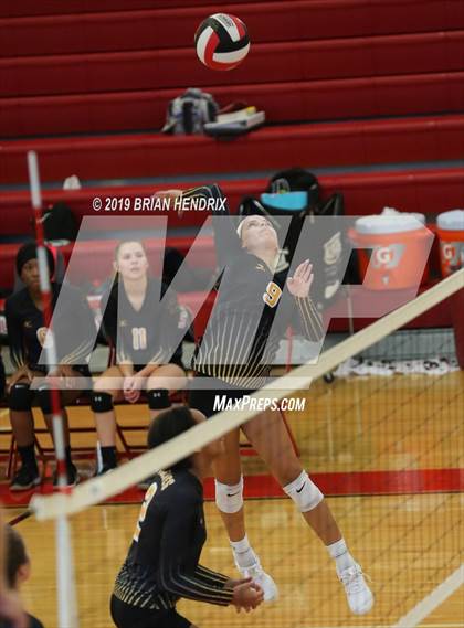 Thumbnail 1 in Lincolnton @ Newton-Conover photogallery.