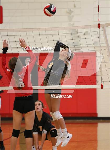 Thumbnail 1 in Lincolnton @ Newton-Conover photogallery.