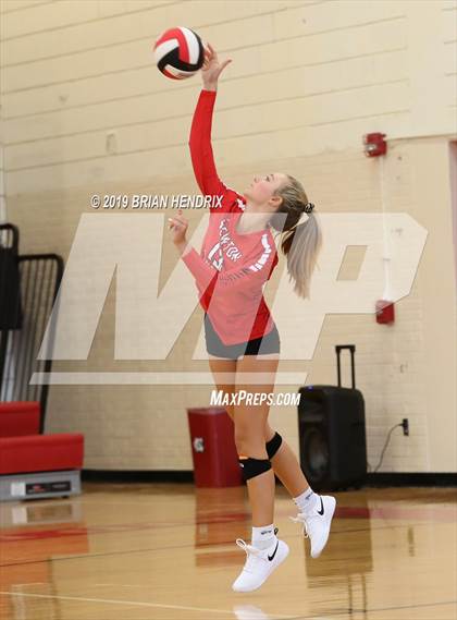 Thumbnail 2 in Lincolnton @ Newton-Conover photogallery.