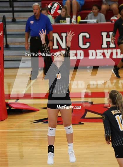 Thumbnail 2 in Lincolnton @ Newton-Conover photogallery.