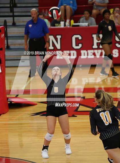 Thumbnail 1 in Lincolnton @ Newton-Conover photogallery.