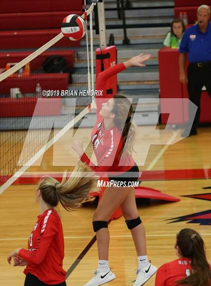 Thumbnail 1 in Lincolnton @ Newton-Conover photogallery.