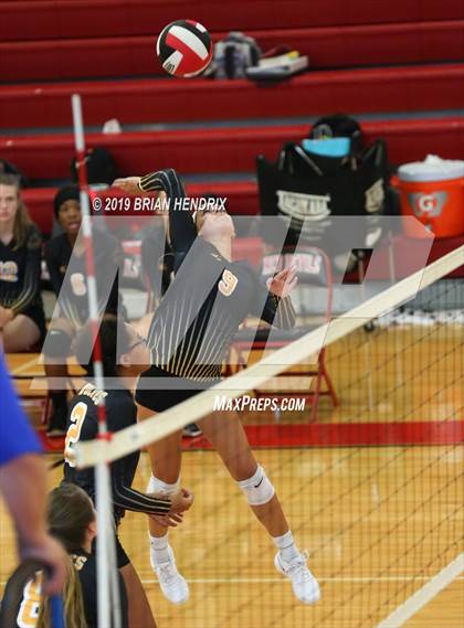 Thumbnail 2 in Lincolnton @ Newton-Conover photogallery.