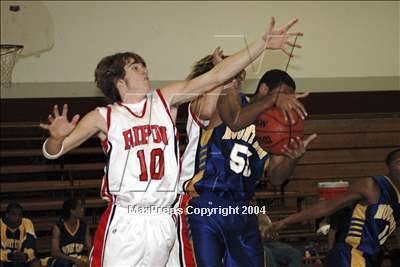 Thumbnail 1 in Mt. Eden @ Ripon (West Campus Shootout) photogallery.