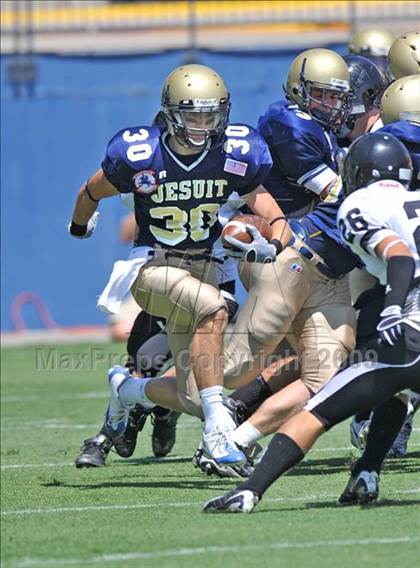 Thumbnail 2 in Bishop Lynch vs Dallas Jesuit (North Texas Classic) photogallery.