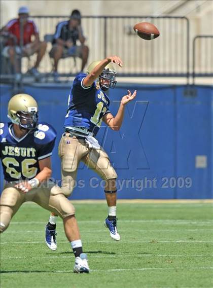 Thumbnail 3 in Bishop Lynch vs Dallas Jesuit (North Texas Classic) photogallery.