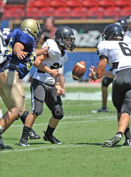 Thumbnail 1 in Bishop Lynch vs Dallas Jesuit (North Texas Classic) photogallery.