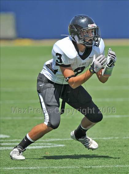 Thumbnail 2 in Bishop Lynch vs Dallas Jesuit (North Texas Classic) photogallery.