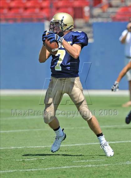 Thumbnail 3 in Bishop Lynch vs Dallas Jesuit (North Texas Classic) photogallery.
