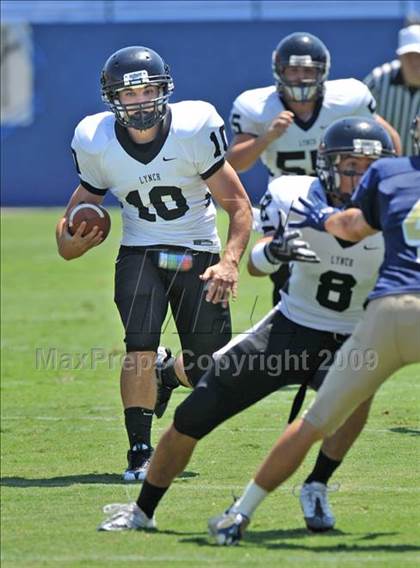 Thumbnail 3 in Bishop Lynch vs Dallas Jesuit (North Texas Classic) photogallery.