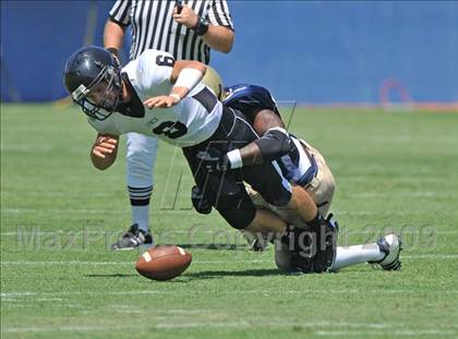Thumbnail 1 in Bishop Lynch vs Dallas Jesuit (North Texas Classic) photogallery.