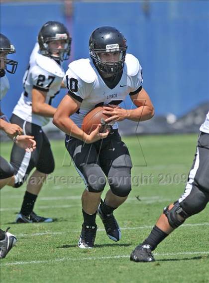 Thumbnail 2 in Bishop Lynch vs Dallas Jesuit (North Texas Classic) photogallery.