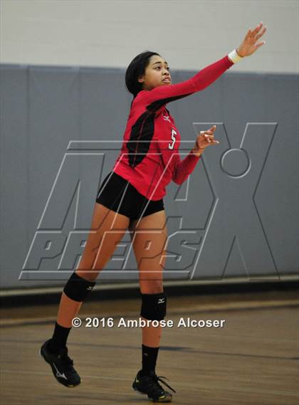 Thumbnail 2 in Fort Bend Austin vs. Bryan (NIKE Invitational Tournament) photogallery.