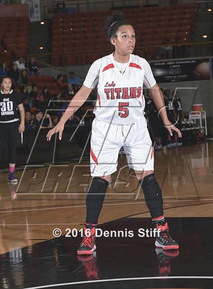 Thumbnail 1 in Sacramento vs. Antelope (CIF SJS D2 Semifinal) photogallery.