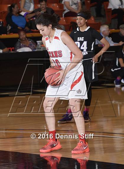 Thumbnail 3 in Sacramento vs. Antelope (CIF SJS D2 Semifinal) photogallery.