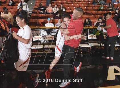 Thumbnail 2 in Sacramento vs. Antelope (CIF SJS D2 Semifinal) photogallery.