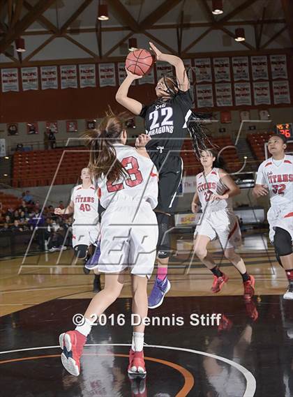 Thumbnail 3 in Sacramento vs. Antelope (CIF SJS D2 Semifinal) photogallery.