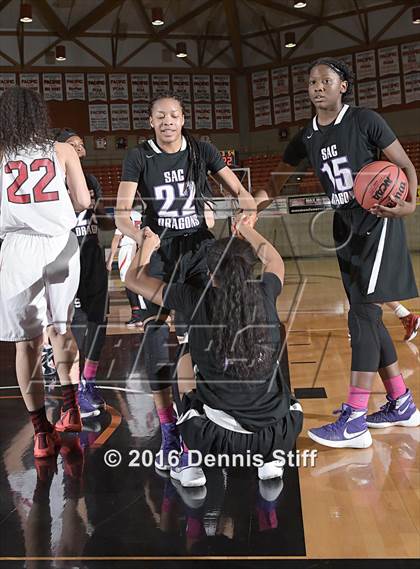 Thumbnail 3 in Sacramento vs. Antelope (CIF SJS D2 Semifinal) photogallery.