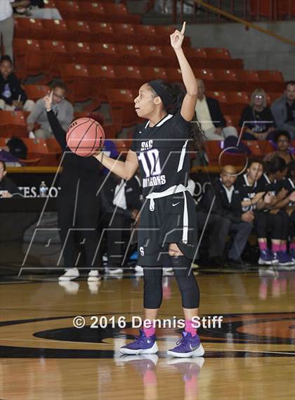 Thumbnail 2 in Sacramento vs. Antelope (CIF SJS D2 Semifinal) photogallery.