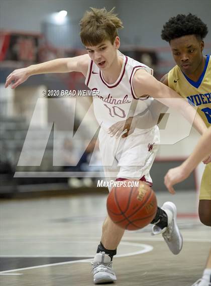 Thumbnail 3 in E.D. White vs Vandebilt Catholic photogallery.