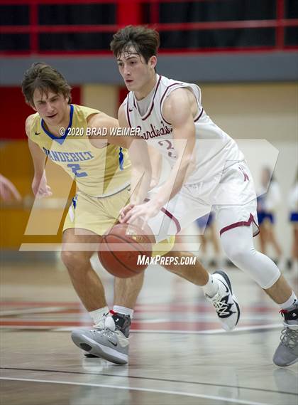 Thumbnail 1 in E.D. White vs Vandebilt Catholic photogallery.