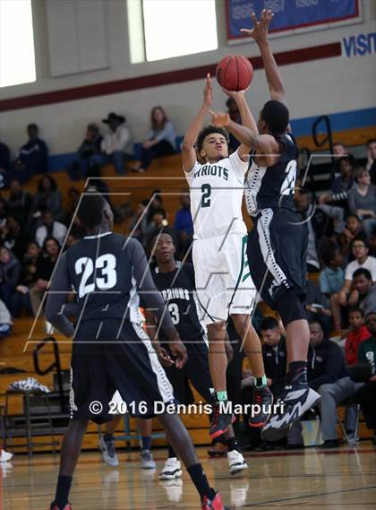 Thumbnail 3 in Far Northeast Warriors @ George Washington photogallery.