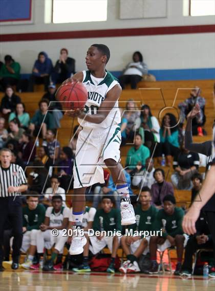 Thumbnail 2 in Far Northeast Warriors @ George Washington photogallery.