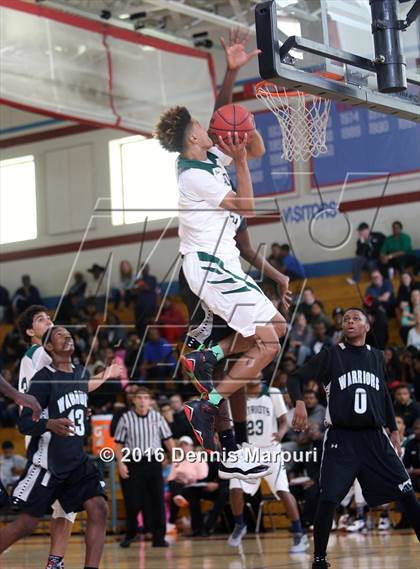 Thumbnail 3 in Far Northeast Warriors @ George Washington photogallery.