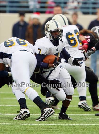 Thumbnail 1 in Stony Point vs. Trinity (Texas 5A  D1 Semifinals) photogallery.
