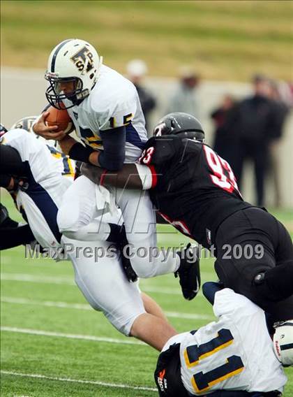 Thumbnail 2 in Stony Point vs. Trinity (Texas 5A  D1 Semifinals) photogallery.