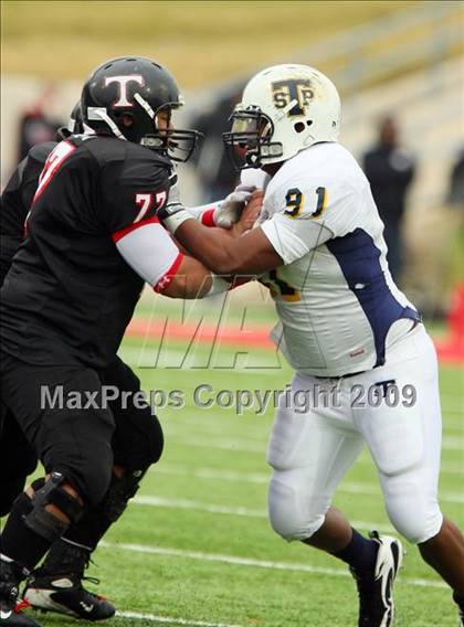 Thumbnail 2 in Stony Point vs. Trinity (Texas 5A  D1 Semifinals) photogallery.
