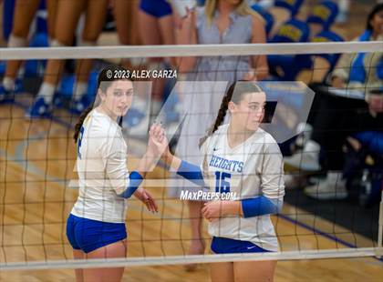 Thumbnail 3 in South San vs Alamo Heights (UIL 5A Region 4 Bi-District Playoff) photogallery.